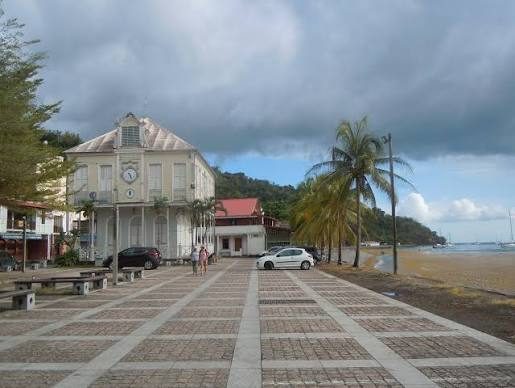 Le front de mer de Saint-Pierre